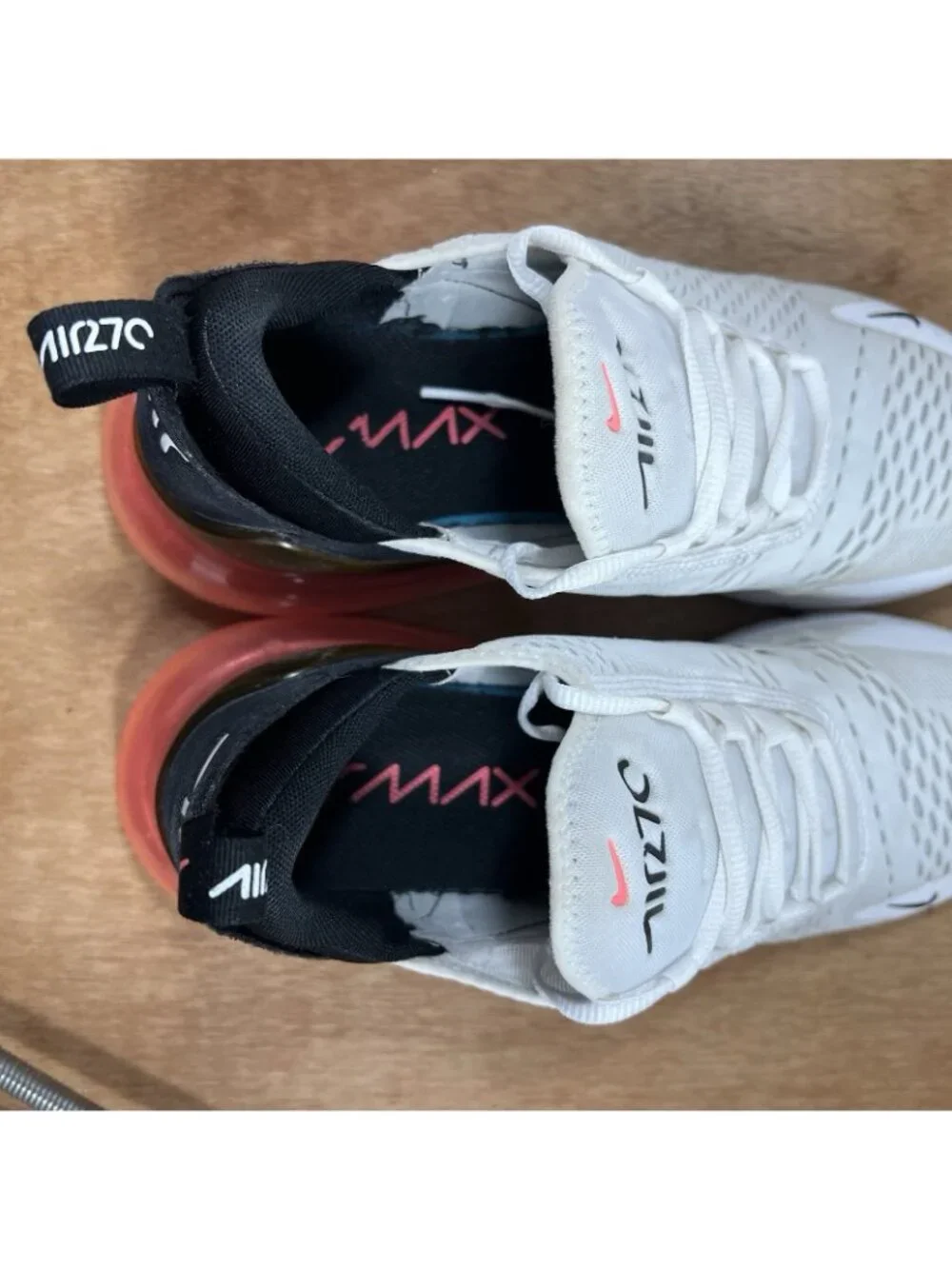 Nike Air Max 270 White Hot Punch Red Black Shoes Men's Size 11 FD0283-100